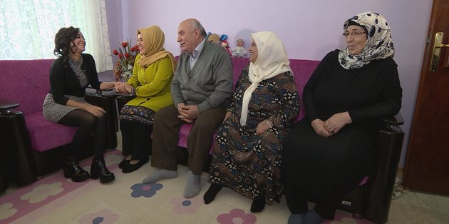 Evrim Akın ile Ev Kuşu Tülay Gündüz / Hazırlık 2. Kısım, Tek Parça