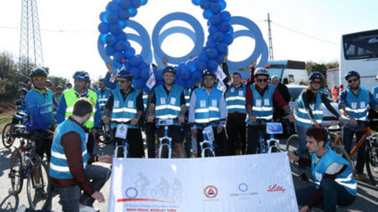 "Dünya Diyabet Günü" için pedal çevirdiler