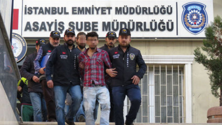 720 bin lira çalan sahte polisler yakalandı