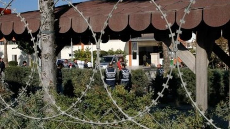 Kaynak Holding'e kayyum atandı