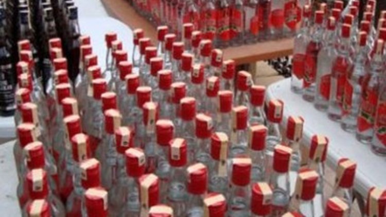 İzmir'de sahte rakı faciası büyüyor