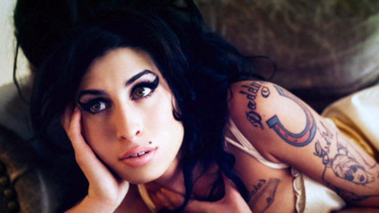 Oscar'ın favorisi Amy