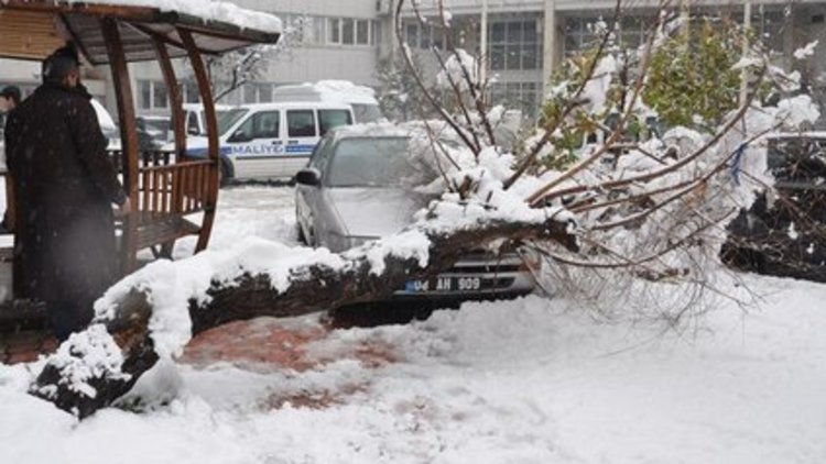 Kara kış yüzünü gösterdi 