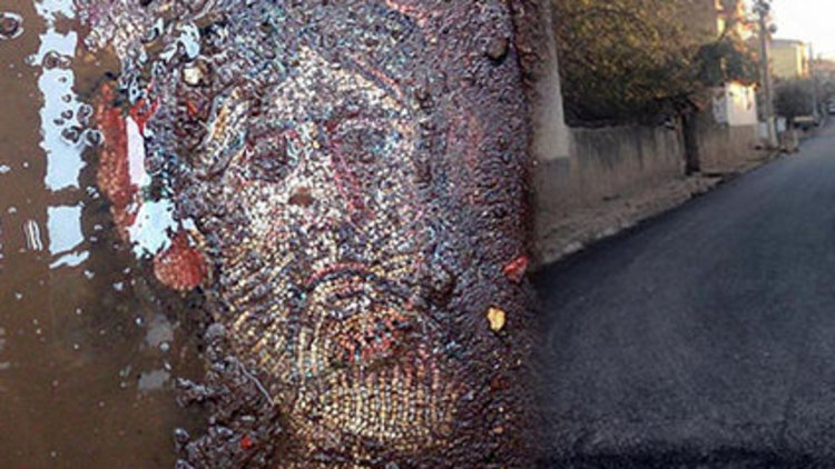 Bursa&#039;da tarihi mozaiğe asfalt iddiası