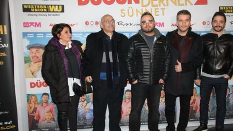 Düğün Dernek 2 rekora koşuyor