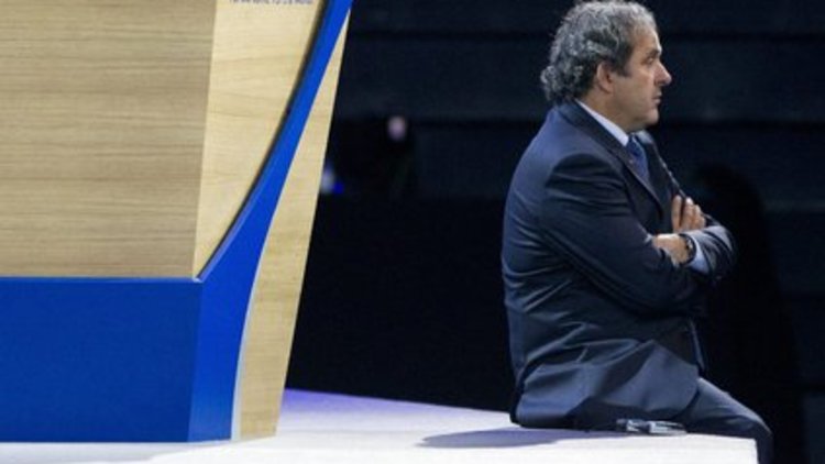 Platini'ye şok