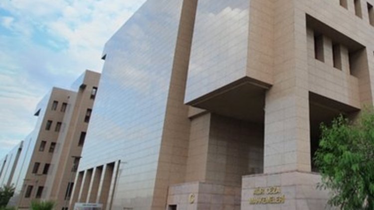 'Uzun dinleme'ye ilk tazminat