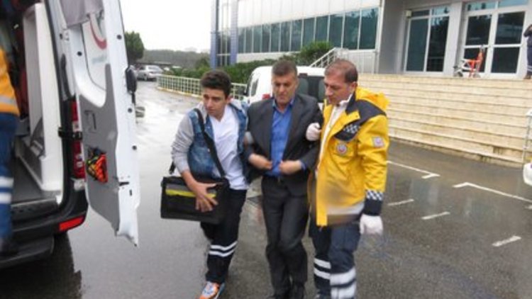 Öğrencilerinin önünde vuruldu