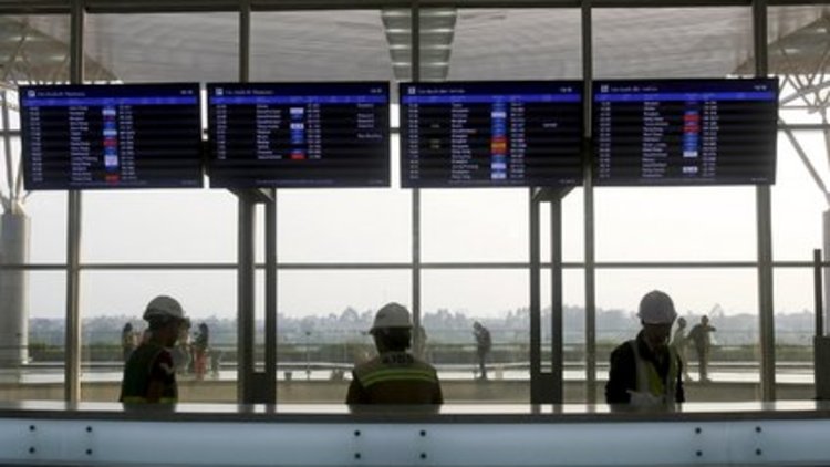 Yine hatlar karıştı