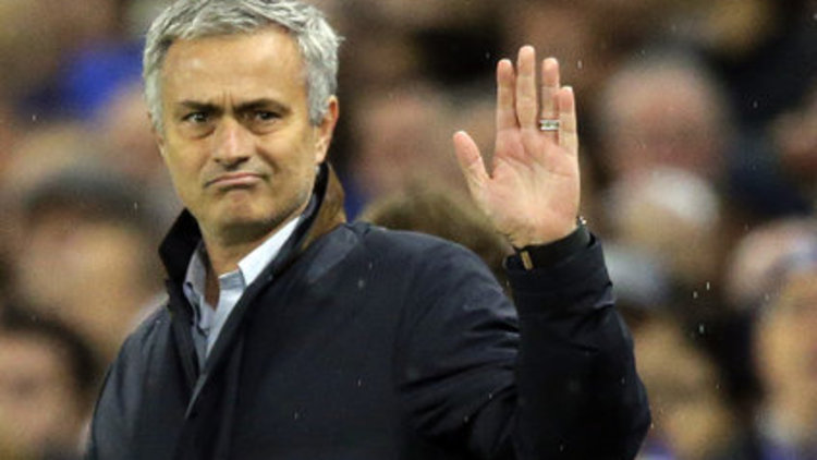 Dünyanın en iyisi kovuldu