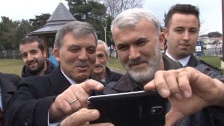 Gül'den selfie dersi