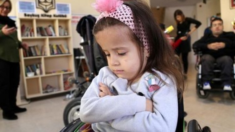 Zeynep'in yaşama sevincini çaldılar