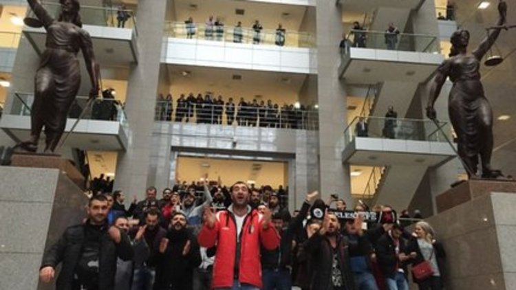 Çarşı 'Darbe'den beraat etti