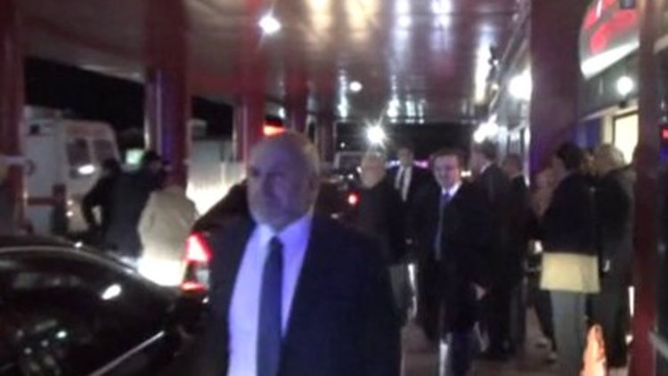 AK Parti'li milletvekilleri hastaneye akın etti