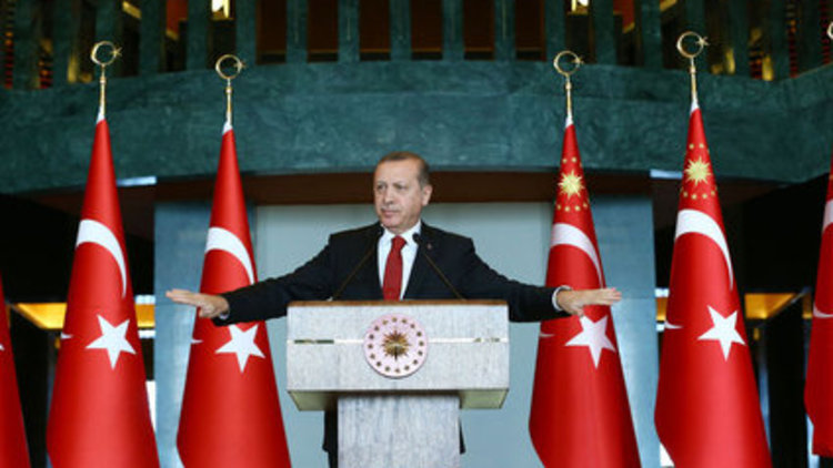 'Aydın müsveddeleri, siz karanlıksınız!'