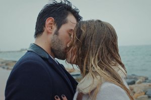 Alper, Dilara'yı öptü!