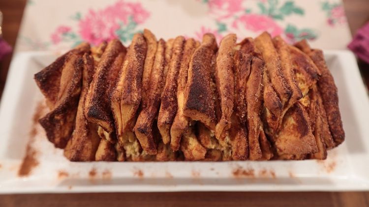 Çay Saati Menüsünden "Tarçınlı Çörek"