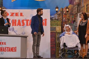 Karısını doğuma getiren Canip'in başına neler geldi?