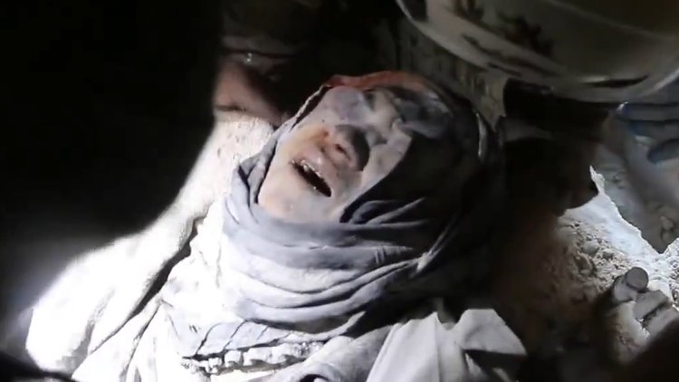 ENKAZ ALTINDA 30 SAAT