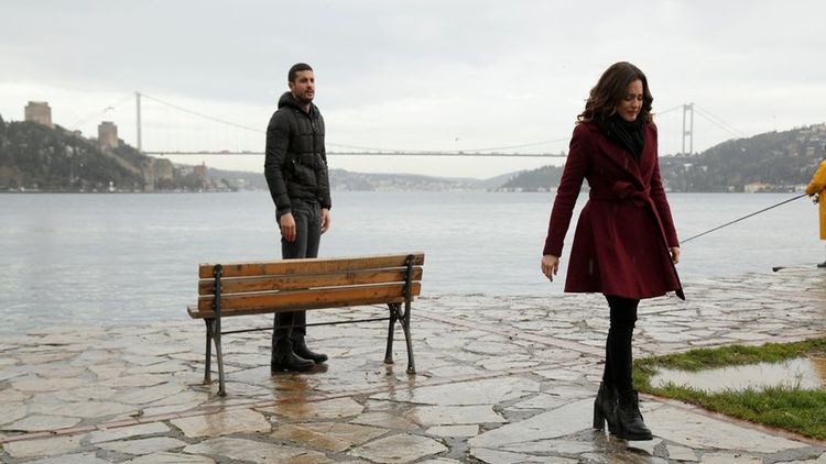 Can, Elif'in yalanlarına inanıyor!