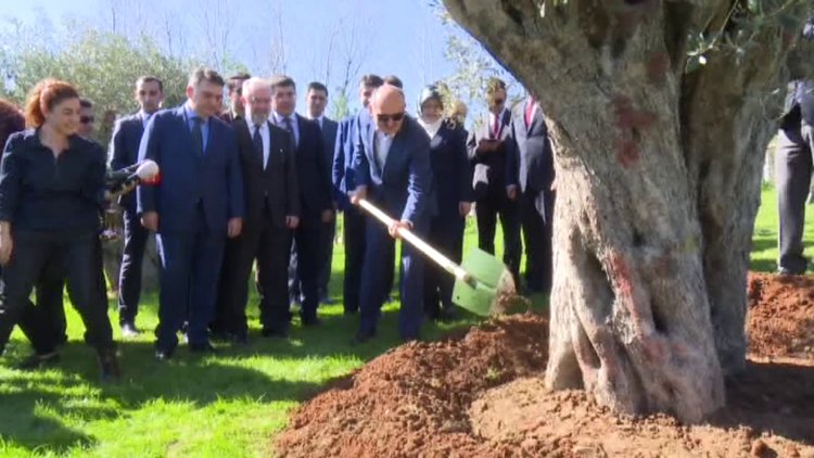 Sağlık Bakanından 415 yıllık hediye