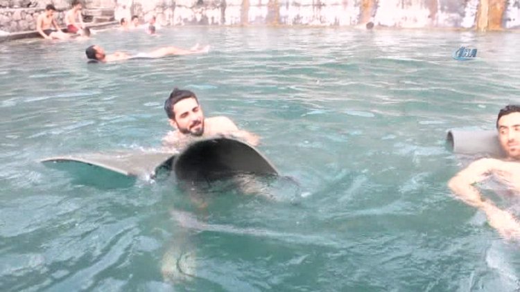 Karda kaplıca keyfi