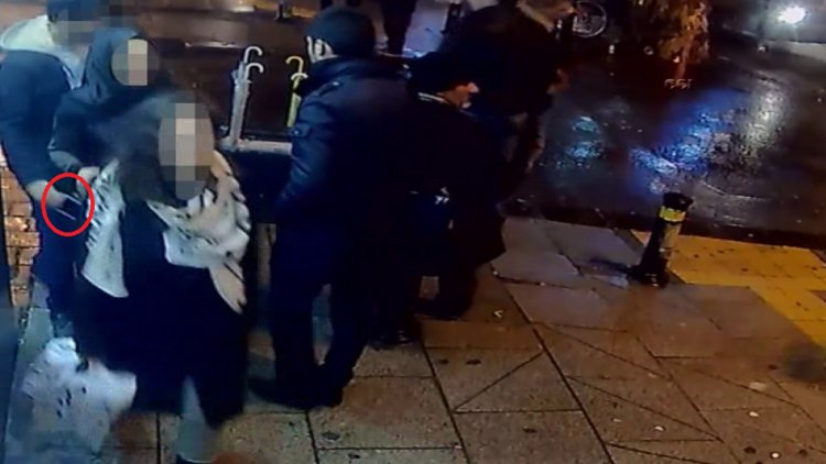 Genç kızın cebindeki telefonu böyle çaldılar