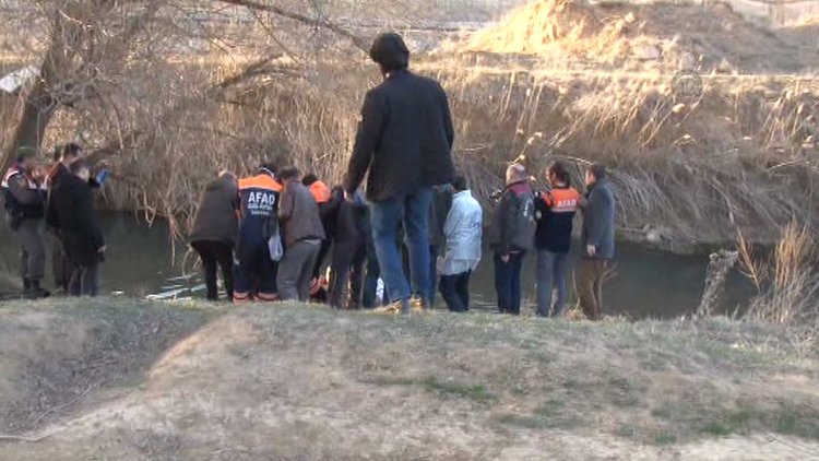 Kayıp taksicinin cesedi sulama kanalında bulundu