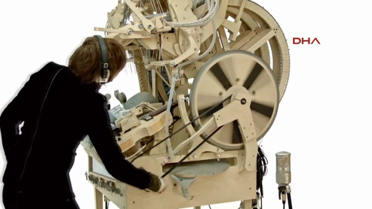 Büyülü ''müzik makinası''