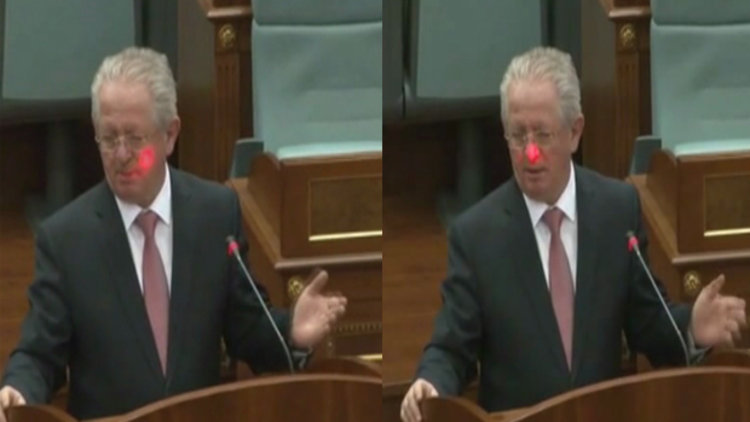 Meclis'te kürsüdeki bakanın yüzüne lazer tutuldu