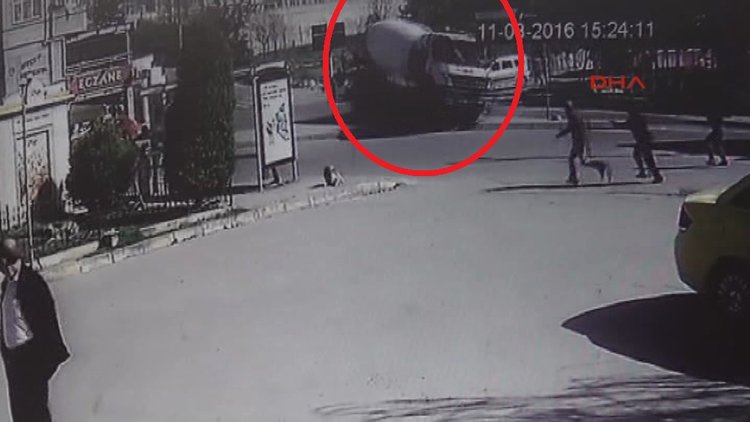 Beton mikseri dehşeti kamerada