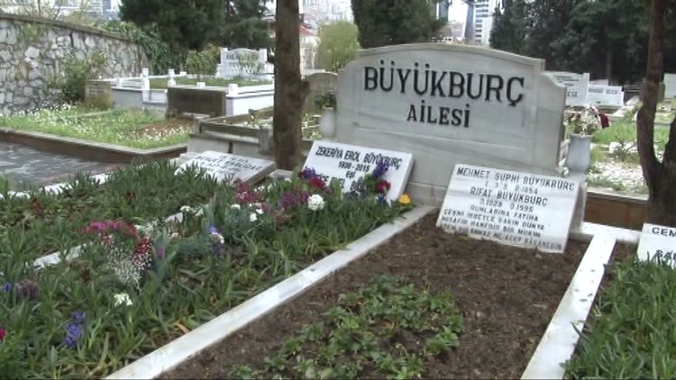 Erol Büyükburç mezarı başında anıldı