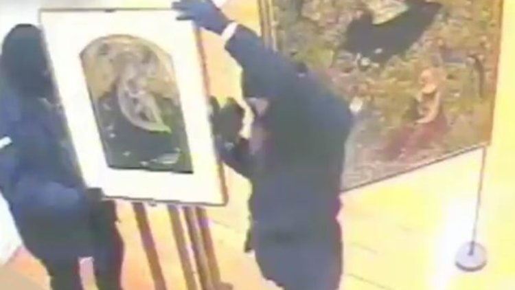 MÜZE SOYGUNU KAMERADA