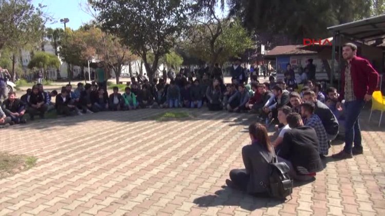 Akdeniz üniversitesinde nevruz kutlaması yapmak isteyen gruba polis müdahelesi