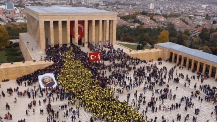 HİÇ BÖYLE GÖRMEDİNİZ