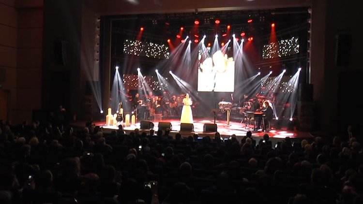 Kayahan'ın doğum günün'de unutulmaz konser