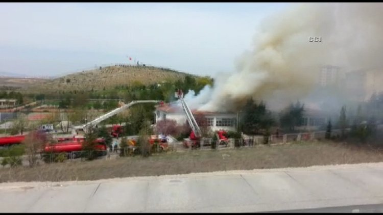 Askeri bölgede yangın