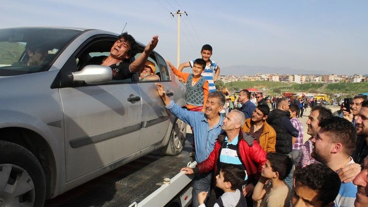 Alkollu sürücü çekici ile evine gitti