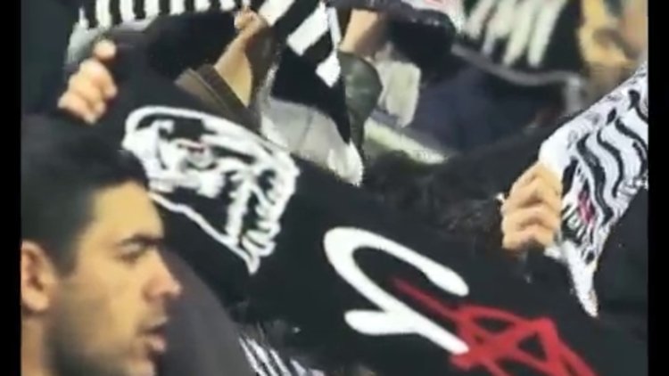 Vodafone Arena'nın açılış marşı