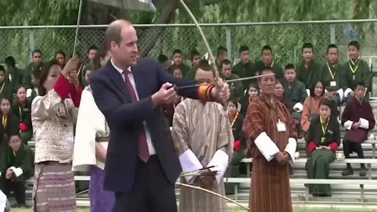 Prens William ve Prenses Kate'den atıcılık şovu