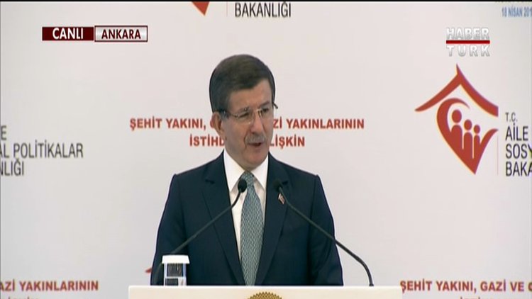 Başbakan Davutoğlu şehit yakınlarıyla biraraya geldi