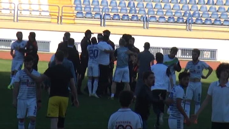 Karabük'te Amatör Maçta Kavga