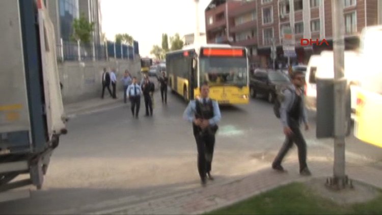 İstanbul'da Çevik Kuvvet ekibine silahlı saldırı