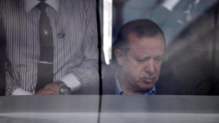 Cumhurbaşkanı Erdoğan vatman koltuğunda