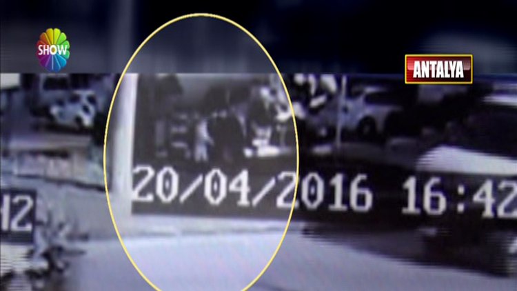 Çocuğun mucize kurtuluşu kamerada