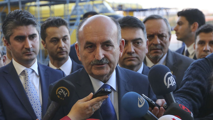 BAKAN MÜEZZİNOĞLU'NDAN CANLI BOMBA AÇIKLAMASI