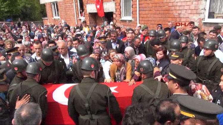 Zonguldak Şehit Uzman Çavuş Burak Saraçlı Zonguldak'ta toprağa verildi