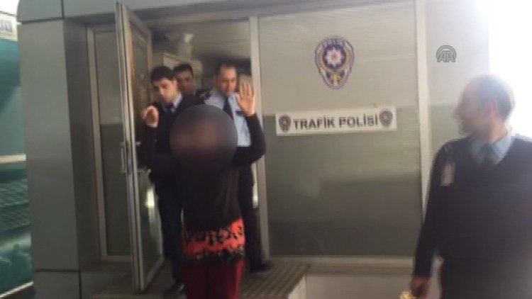 Özbek yolcu, havalimanında sinir krizi geçirdi