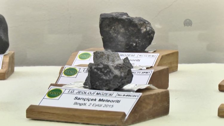 Türkiye'ye düşen meteorda "yaşam izi" bulundu