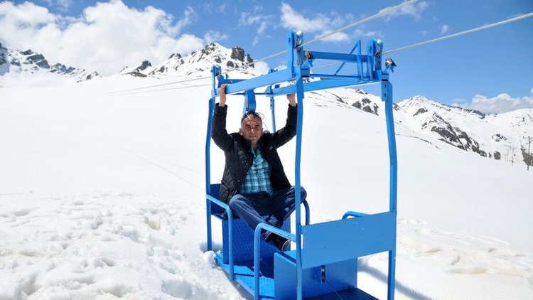 Rizeli teleferik yaptı adını 'Lazferik' koydu
